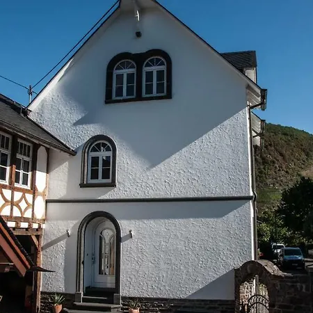 Sonnenhof Adams * Senheim