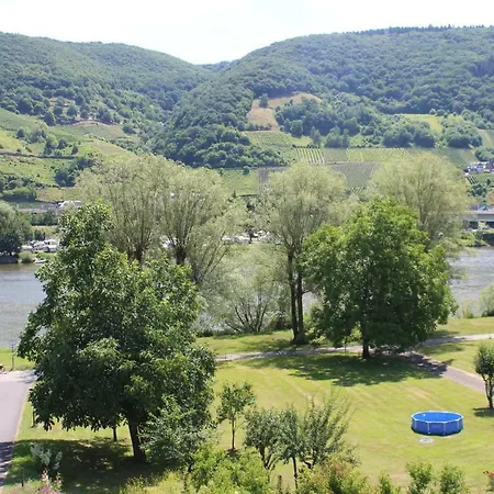 Sonnenhof Adams Senheim
